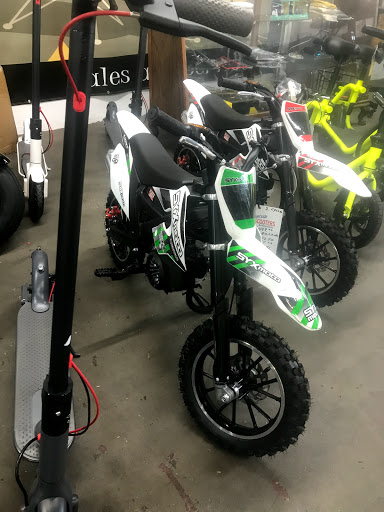Motor Scooter Dealer «Riverside Scooters», reviews and photos, 6617 Magnolia Ave, Riverside, CA 92506, USA