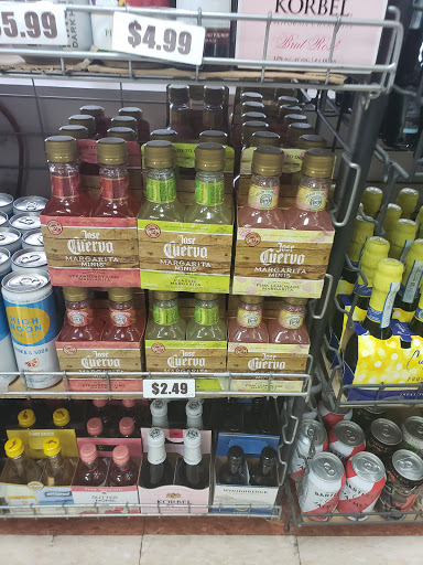 Liquor Store «Woodbury Wine & Liquor Outlet», reviews and photos, 215 Larkin Dr, Monroe, NY 10950, USA