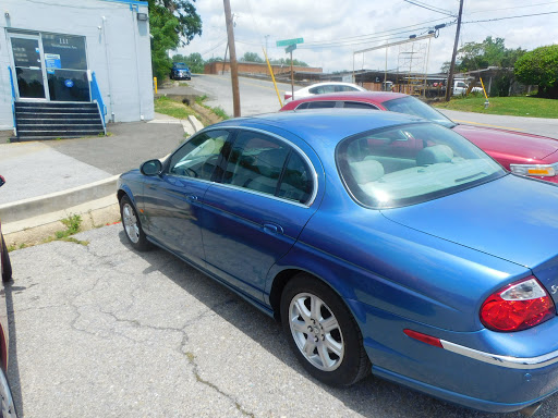 Auto Body Shop «Maaco Collision Repair & Auto Painting», reviews and photos, 111 W Hampton Ave, Capitol Heights, MD 20743, USA