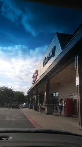 Grocery Store «Dillons», reviews and photos, 3020 E Douglas Ave, Wichita, KS 67214, USA