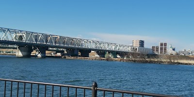 松戸街道沿い公衆トイレ