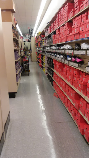 Sporting Goods Store «Academy Sports + Outdoors», reviews and photos, 11400 W Markham St, Little Rock, AR 72211, USA