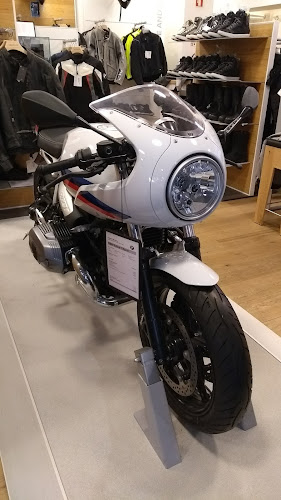 Comentários e avaliações sobre o BMW Motorrad Caetano Baviera Lisboa