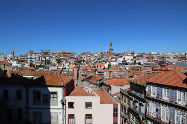 Avaliações doPorto Tourism Office - Sé em Porto - Agência de viagens