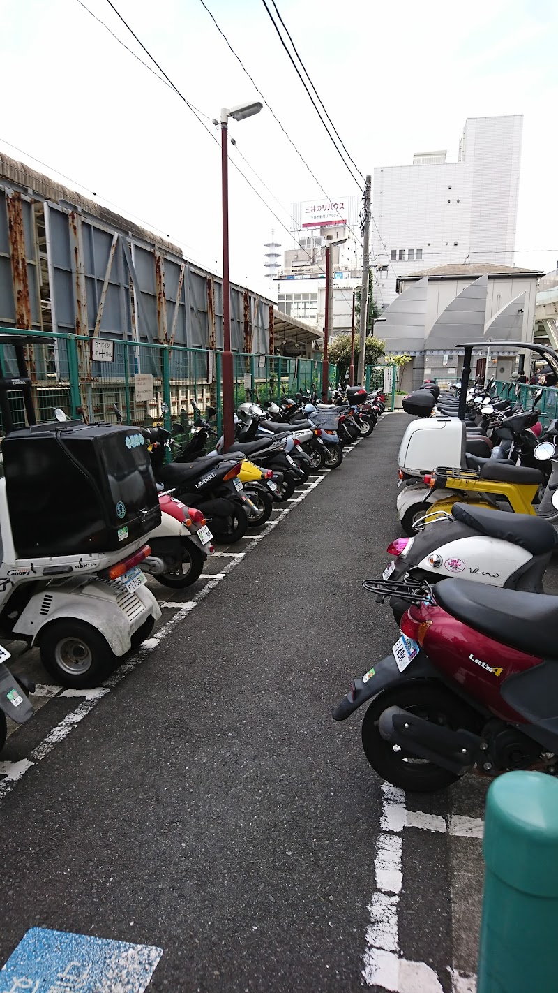 藤沢駅南口第２ミニバイク駐車場