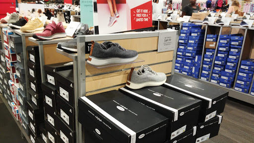 Shoe Store «DSW Designer Shoe Warehouse», reviews and photos, 8502 Eager Rd, Brentwood, MO 63144, USA