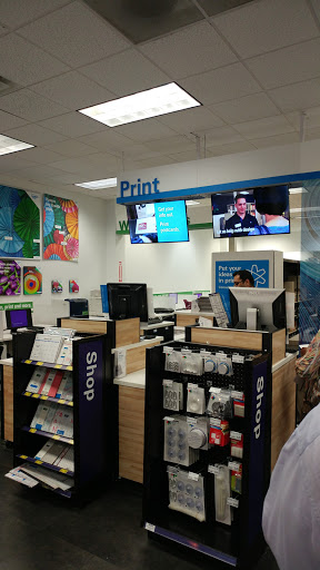 Print Shop «FedEx Office Print & Ship Center», reviews and photos, 715 D St SE, Washington, DC 20003, USA