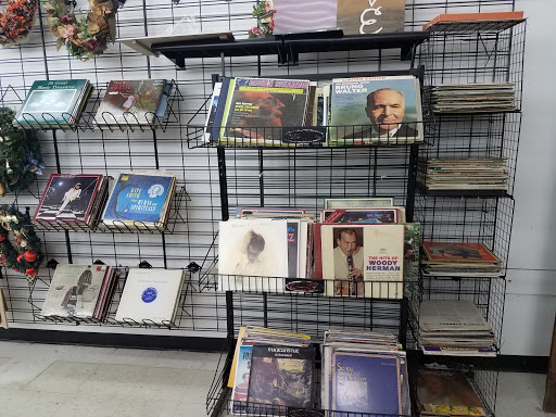 Thrift Store «The Salvation Army Family Store & Donation Center», reviews and photos, 423 E Michigan Ave, Saline, MI 48176, USA