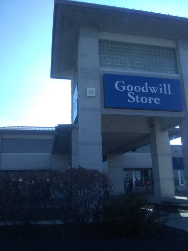 Thrift Store «Goodwill Store & Donation Center», reviews and photos