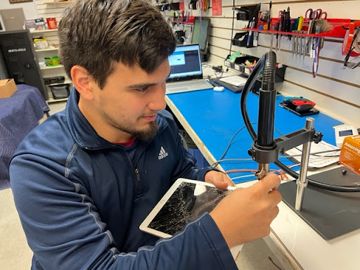 Mobile Phone Repair Shop «CPR Cell Phone Repair Flower Mound», reviews and photos, 6101 Long Prairie Rd #704, Flower Mound, TX 75028, USA