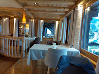 Atmosphère du Restaurant français Les Chevrelles à Les Gets - n°13