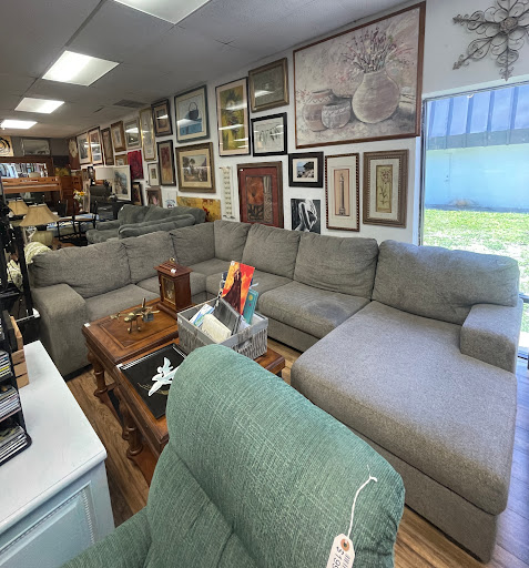 Thrift Store «You Never Know Thrift Store», reviews and photos, 5529 Manatee Ave W, Bradenton, FL 34209, USA