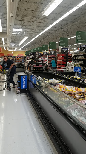 Department Store «Walmart Supercenter», reviews and photos, 800 S Us Hwy 81/287, Decatur, TX 76234, USA