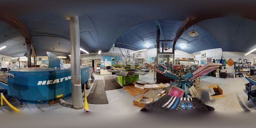 Custom T-shirt Store «Sayler Screenprinting», reviews and photos, 1923 Central Ave, Kearney, NE 68847, USA