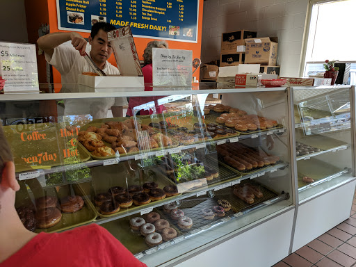 Donut Shop «Clifton Donut Shop», reviews and photos, 2317 Brownsboro Rd, Louisville, KY 40206, USA