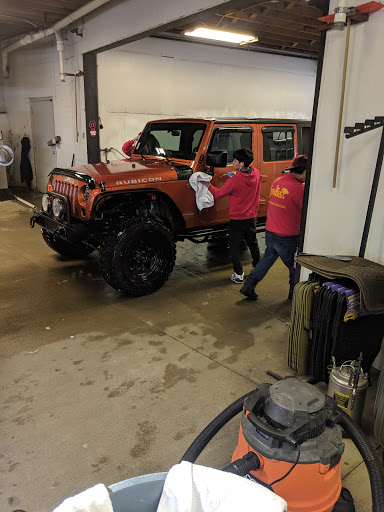 Car Wash «Splash Hand Car Wash and Detail Center», reviews and photos, 5108 N Milwaukee Ave, Chicago, IL 60630, USA