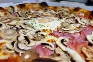 O'Cartouche Pizza image