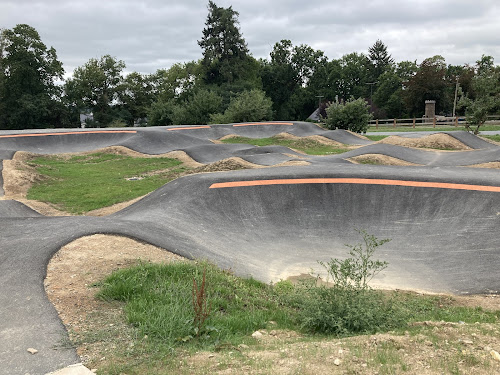 Skatepark, Pumptrack et jump line P-TRACKS à Grand-Fougeray