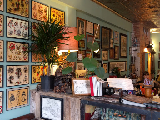 East River Tattoo, 1047 Manhattan Ave, Brooklyn, NY 11222, USA, 