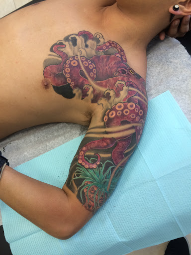 Tattoo Shop «Kazuya Tattoo Studio», reviews and photos, 6878 W Flagler St, Miami, FL 33144, USA