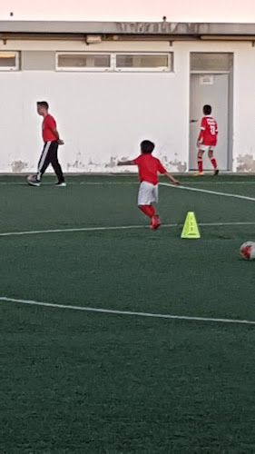 Avaliações doEscola Futebol Benfica Oeiras em Oeiras - Campo de futebol