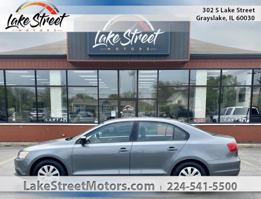 Car Dealer «Auto Villa», reviews and photos, 302 S Lake St, Grayslake, IL 60030, USA