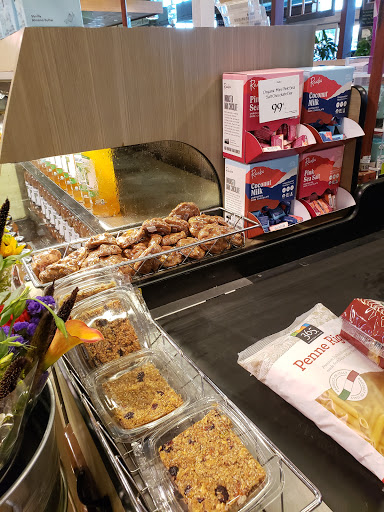 Grocery Store «Whole Foods Market», reviews and photos, 1566 W McEwen Dr, Franklin, TN 37067, USA