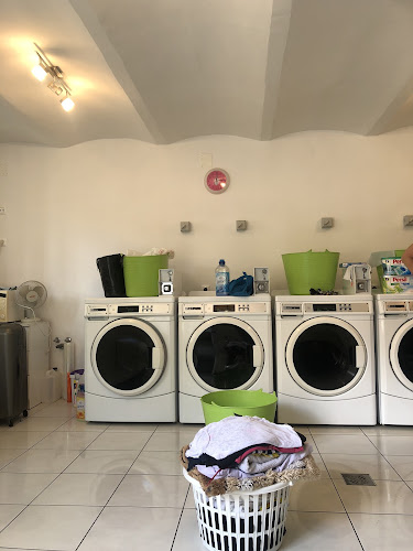 Mosómaci Mosodája Önkiszolgáló mosoda / Laundry