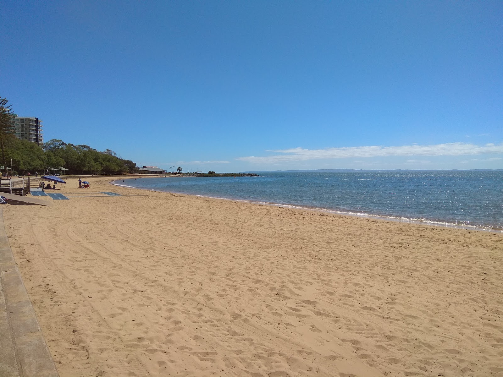 Suttons Beach的照片 带有宽敞的海岸