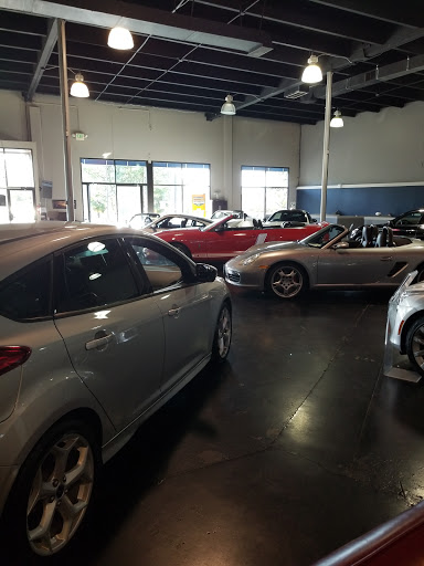 Used Car Dealer «I-5 Motors», reviews and photos, 3323 20th St E, Fife, WA 98424, USA