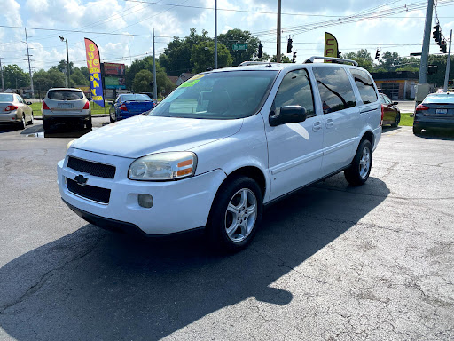 Used Car Dealer «Gardner Used Cars», reviews and photos, 2700 7th Street Rd, Louisville, KY 40215, USA