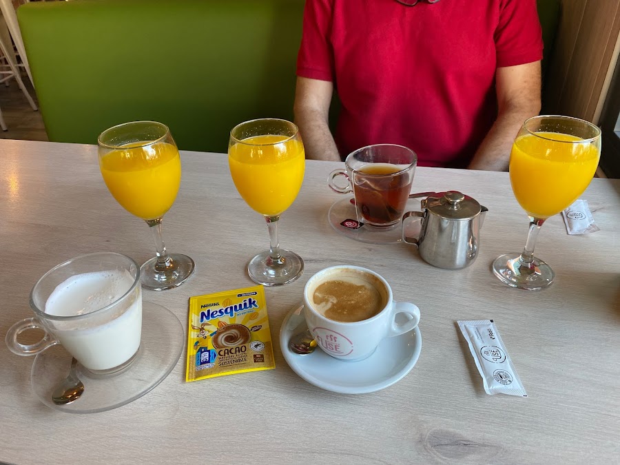 Bistró Cafeteria Use