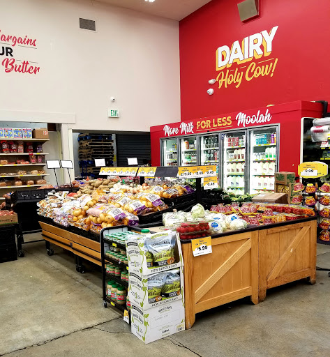 Grocery Store «Grocery Outlet Bargain Market», reviews and photos, 2079 23rd St, San Pablo, CA 94806, USA