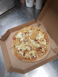 Plats et boissons du Pizzeria Domino's Pizza Bourges - Centre - n°18