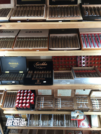 Tobacco Shop «GM Tobacco & Super Vapor», reviews and photos, 3250 W Pleasant Run Rd #100, Lancaster, TX 75146, USA