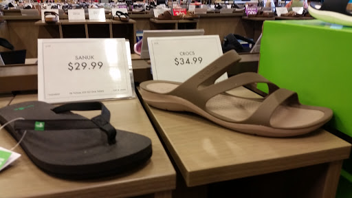 Shoe Store «DSW Designer Shoe Warehouse», reviews and photos, 1015 Cochrane Rd, Morgan Hill, CA 95037, USA