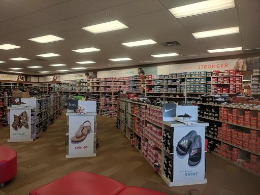 Shoe Store «Famous Footwear», reviews and photos, 5020 N Nevada Ave, Colorado Springs, CO 80918, USA