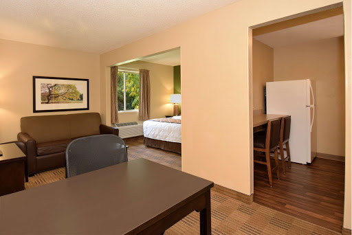 Extended Stay America - Houston - Westchase - Westheimer image 6