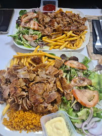 Aliment-réconfort du Restauration rapide Nazar Kebab tacos hamburger HALAL (livraison À Partir De 30 € À Blois Et Ses Alentours - n°4