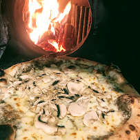 Pizza du Pizzeria Au feu de Bois à Triel-sur-Seine - n°15