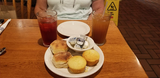 American Restaurant «Cracker Barrel Old Country Store», reviews and photos, 24400 Eastex Fwy, Kingwood, TX 77339, USA