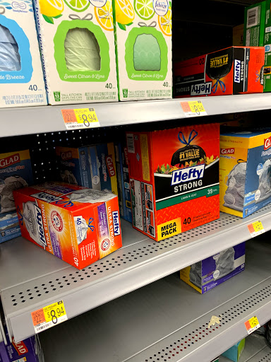 Optician «Walmart Vision & Glasses», reviews and photos, 301 Falls Blvd, Quincy, MA 02169, USA