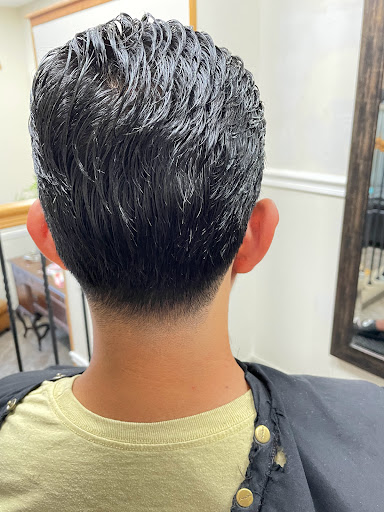 Barber Shop «Basement Barber Shop», reviews and photos, 400 Victory Blvd, Staten Island, NY 10301, USA