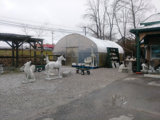 Pet Supply Store «Bethel Feed & Supply Pet & Garden Center», reviews and photos, 528 W Plane St, Bethel, OH 45106, USA