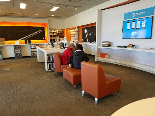 Cell Phone Store «AT&T», reviews and photos, 729 W Main St, West Dundee, IL 60118, USA