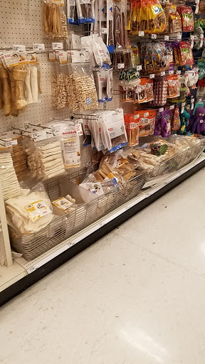 Department Store «Target», reviews and photos, 18855 N Market Pl Dr, Aurora, OH 44202, USA