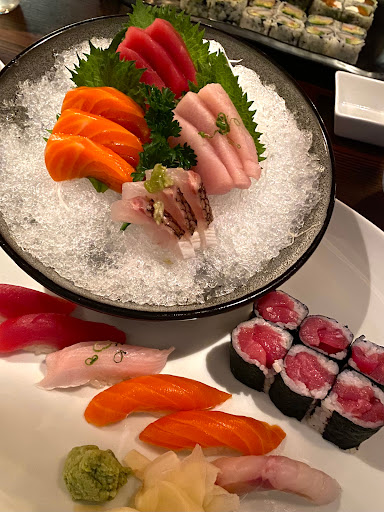 KUMO Sushi Lounge image 4