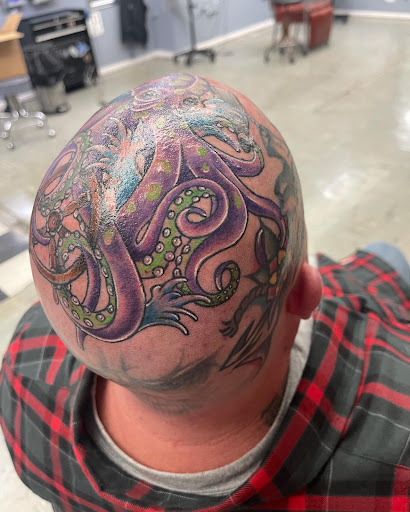 Tattoo Shop «Silver Screen Tattoo & Body Piercing», reviews and photos, 1559 Myers St, Oroville, CA 95965, USA