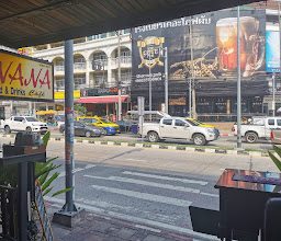 Three Roses Bar photo