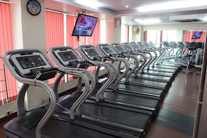 Vision Fitness - 4th and 5th Floor, Riddhi Siddhi Complex, Patliputra Path, near BSNL Telephone Exchange Office, opp. :, Rajendra Nagar, Patna, Bihar 800016, India